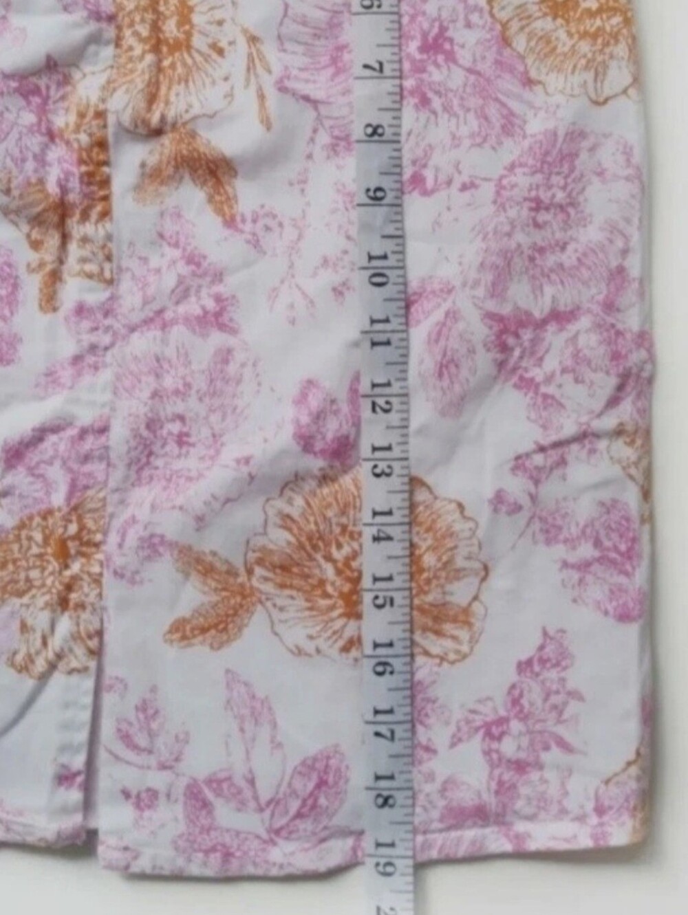 Dressbarn White Mini Skirt SZ 10 with Pink and Orange Floral Print - Picture 7 of 9